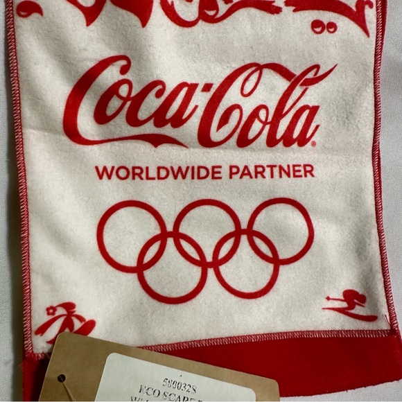 Coca-Cola Red and White Olympics 2014 Scarf unisex - Picture 5 of 13